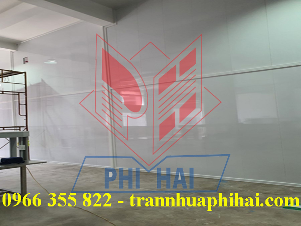 VÁCH NHỰA KHU NHẬP LIỆU
