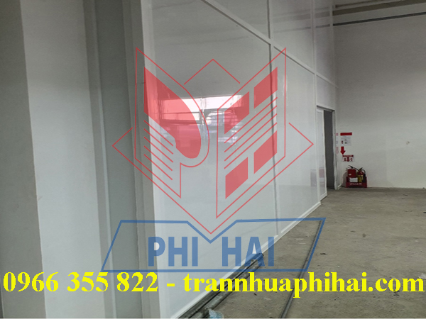 VÁCH NHỰA NGĂN KHU SẢN XUẤT